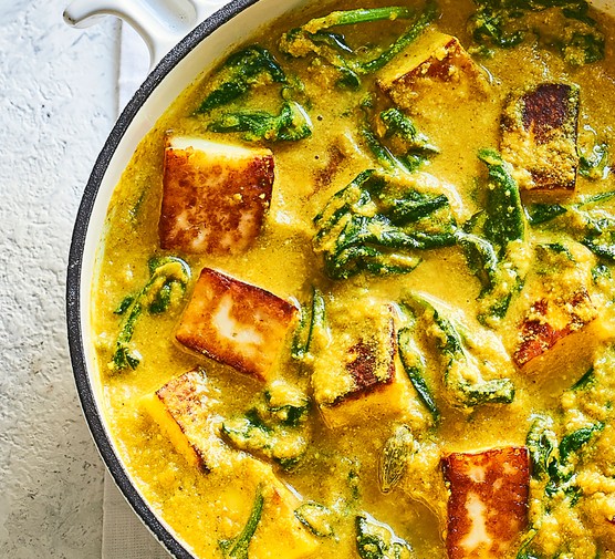 30 dinners for when you don’t know what to cook Paneer korma in a large pot